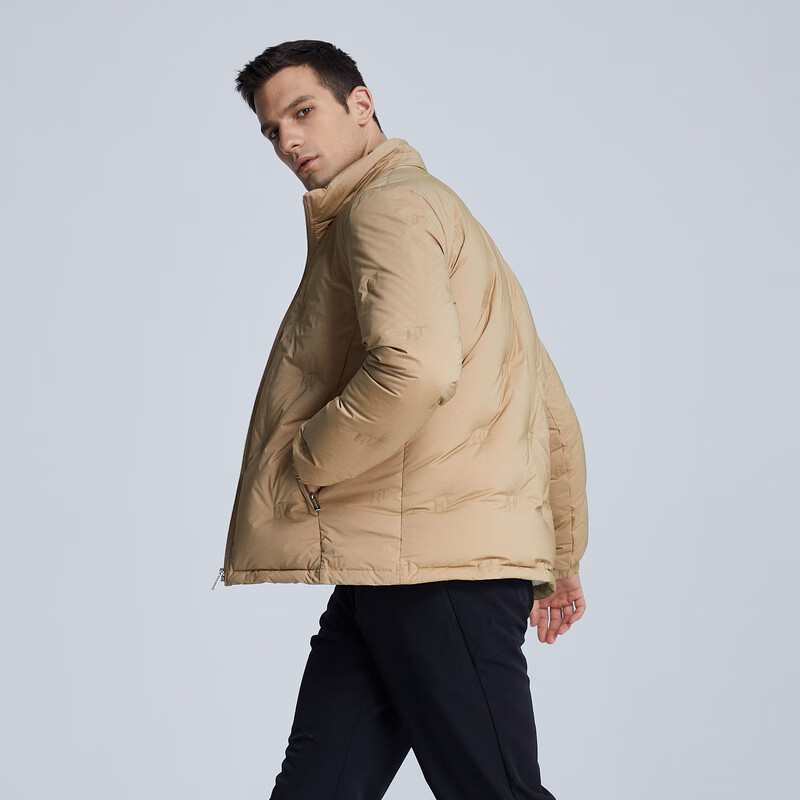 哈特马克斯90%鹅绒防风保暖高弹力立领提花短款羽绒服 砂陶棕 L 175/96A