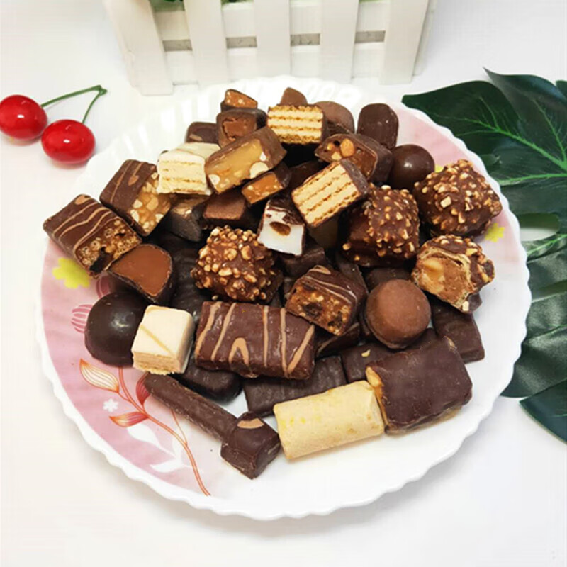 回味姥姥俄羅斯進口糖果混裝新年巧克力零食過年喜糖禮盒食品混合 巧克力混糖500克*4袋
