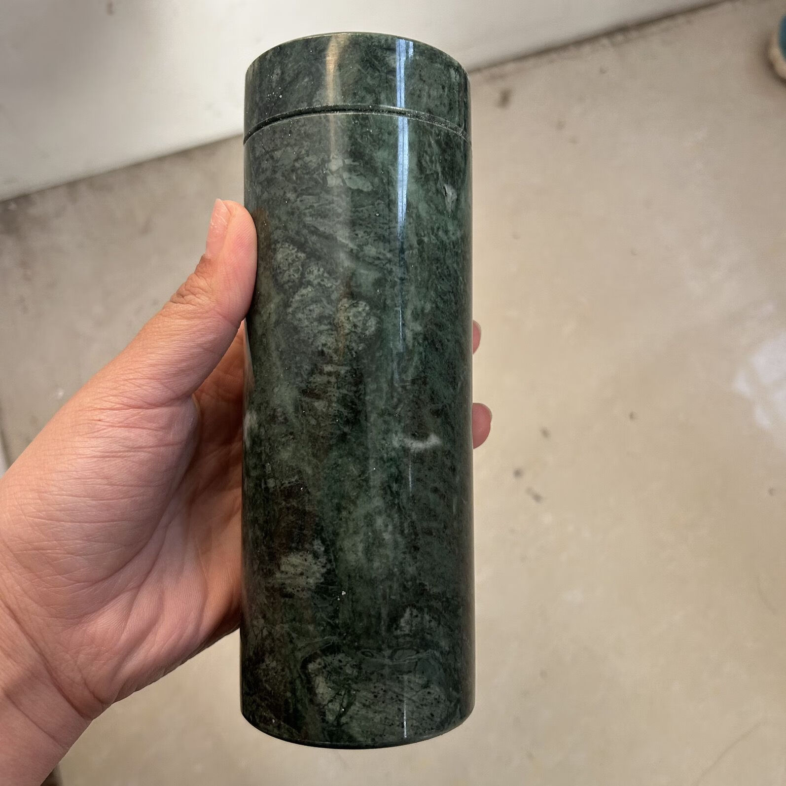 耐吉佳药王石水杯药王石茶杯天然药王石茶杯养生保健水杯天然玉石