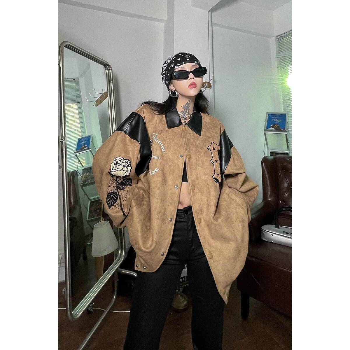 简约纯色棒球服外套男生2024年复古玫瑰刺绣夹克男女宽 棕色常规质量