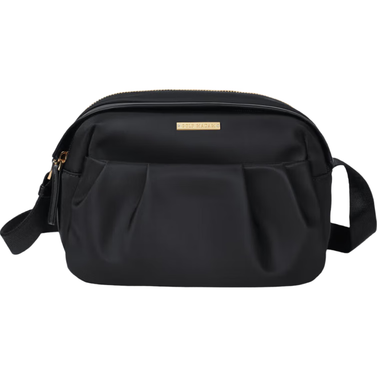 ���ڲ������߶���GOLF��б���Ů���е�����ٴ����Ů������ˮ�ֻ���С�� �ձ���