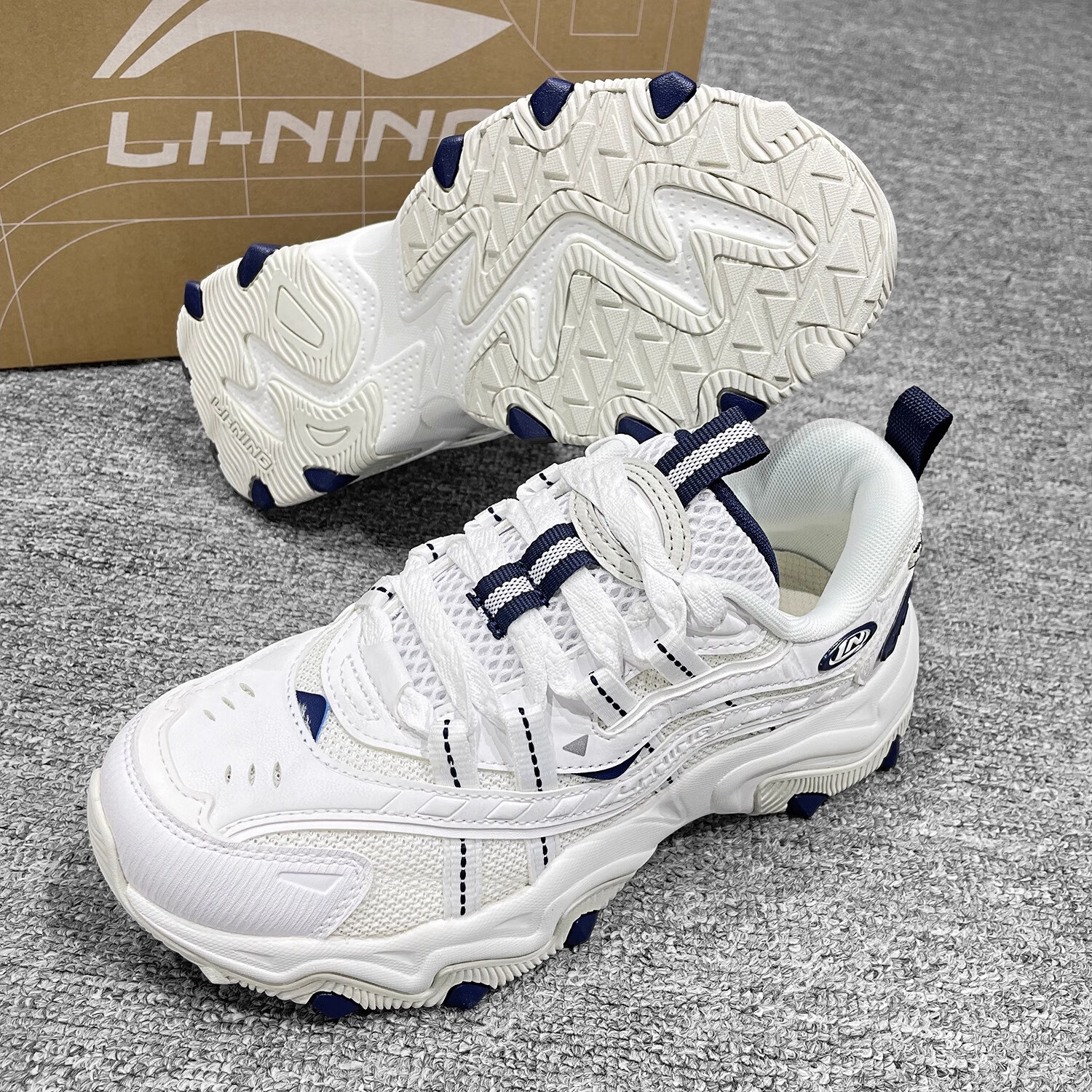 李宁休闲鞋女款2024秋季新款猫爪女鞋厚底防滑经典复古低帮运动鞋