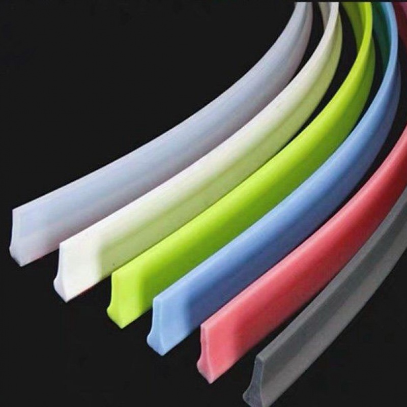 淋浴房挡水条浴室自粘厨房台面阻水条水槽池防水可弯曲踢脚线 白色 0.