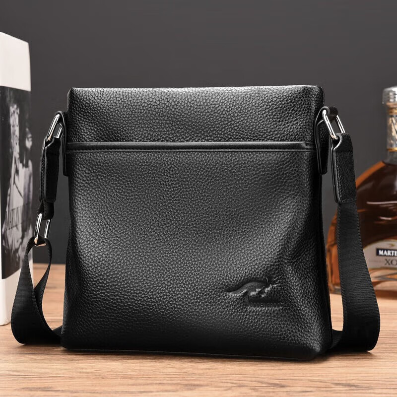 酷奇袋鼠轻奢酷奇新款男士单肩包真皮竖款休闲头层牛皮斜挎包小挂包