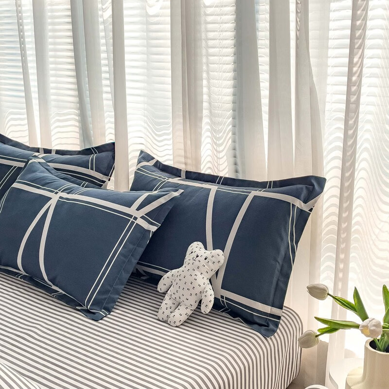 多兰诗（Duolanshi）磨毛四件套 小清新ins卡通田园花卉床上用品套件 几何方块 2.0米 床单款 被套200*230