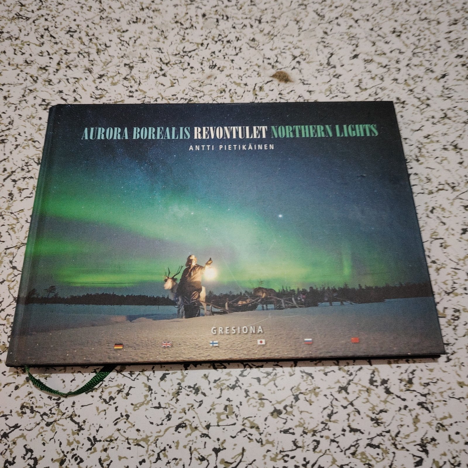 [二手9成新] aurora borealis revontulet northern lights