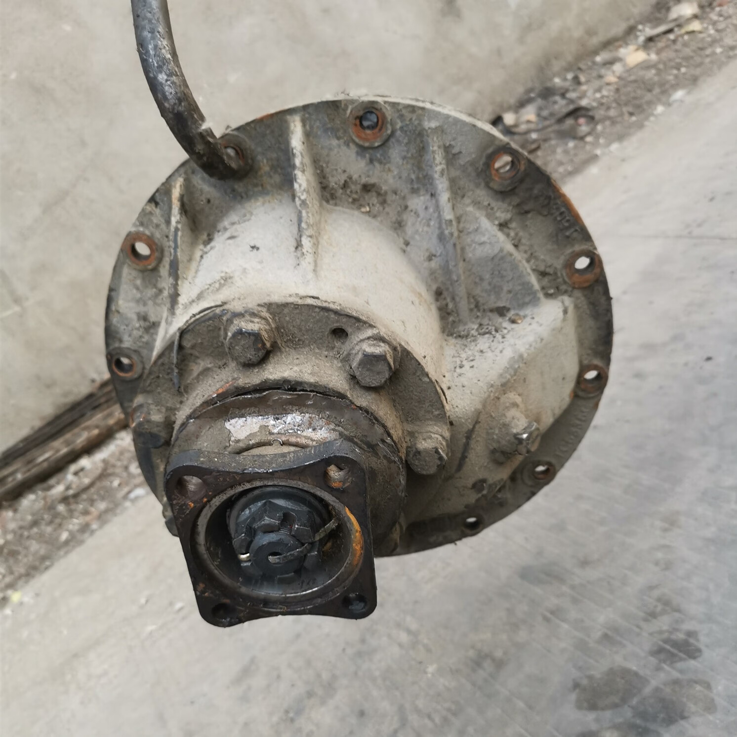 蔻均缕金刚天锦解放差速器总成尾牙拆车件 尾牙拆车件