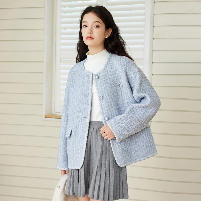 乐町甜美少女风粗花呢小香风外套女2024冬季新款精致纽扣设计上衣 轻柔蓝(现货) M