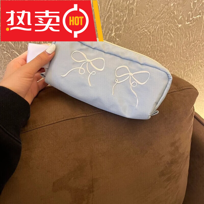 云朵工厂笔袋充棉大容量女蝴蝶结高颜值简约文具笔盒 冰蓝
