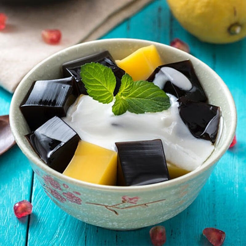 盘中玉生和堂仙草冻罐头即食商用甜品奶茶水果捞冰粉烧仙草布丁成品