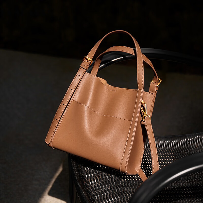 dosharp品牌奢侈新品包包女斜挎包时尚单肩小托特包大牌手提包通勤