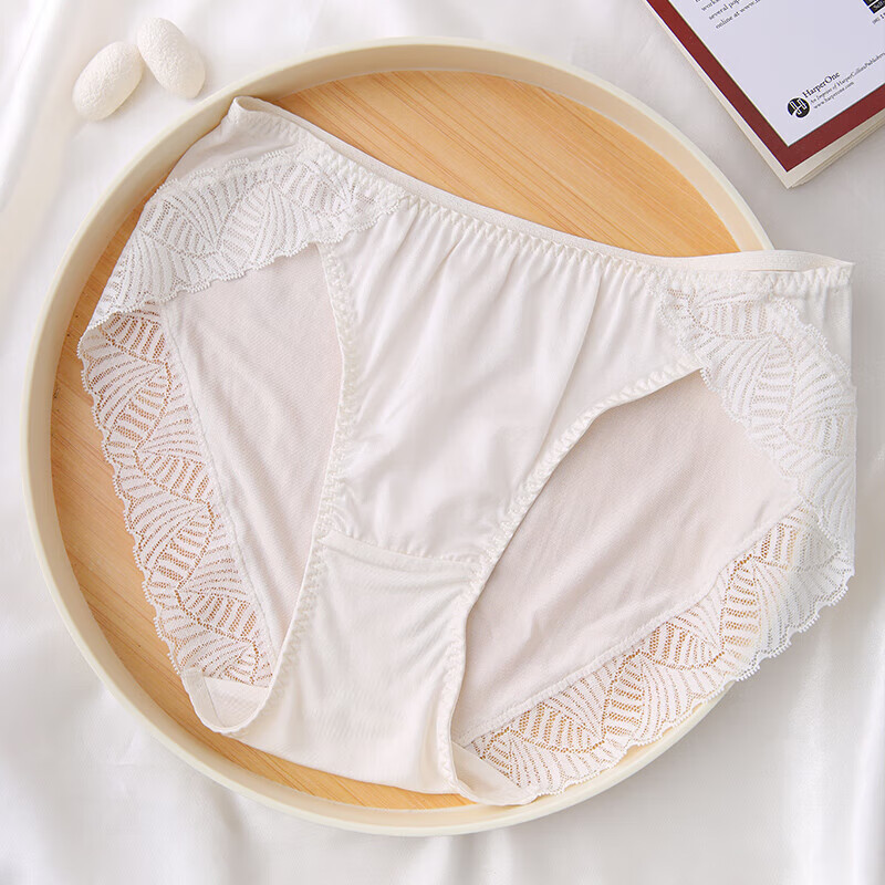 真丝内裤女薄款夏季舒适桑蚕丝透气无痕中腰性感蕾丝三角短裤 白色 m