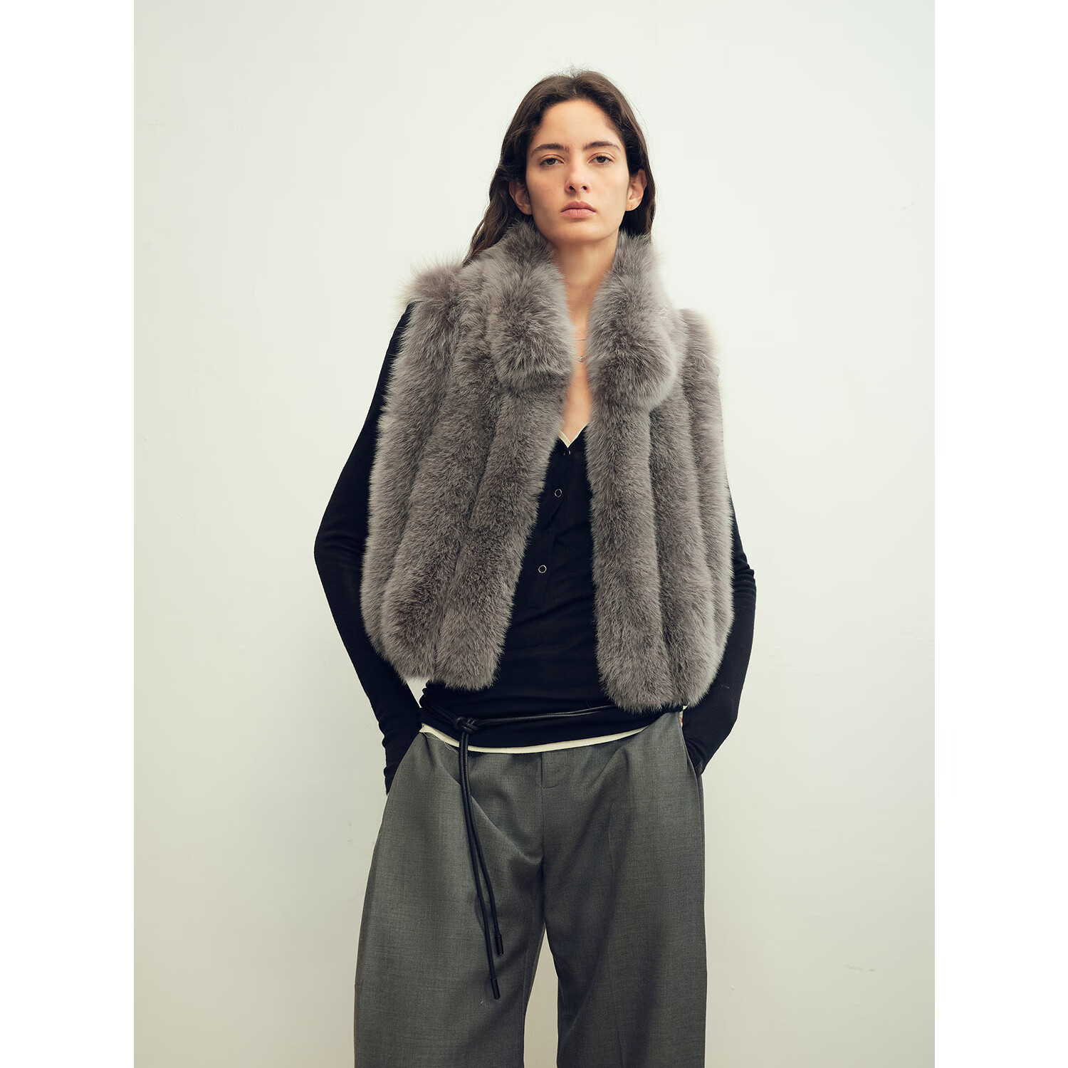 ���Ƕ�  ˿����ܽ ����Sagafurs�ʹڼ����żи����ë����Ƥ������ ľ˪�� M