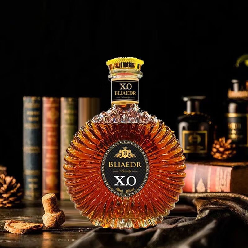 醉鲸【白兰地节日好礼】洋酒xo烈酒酒吧洋酒基酒酒水 xo白兰地 500ml