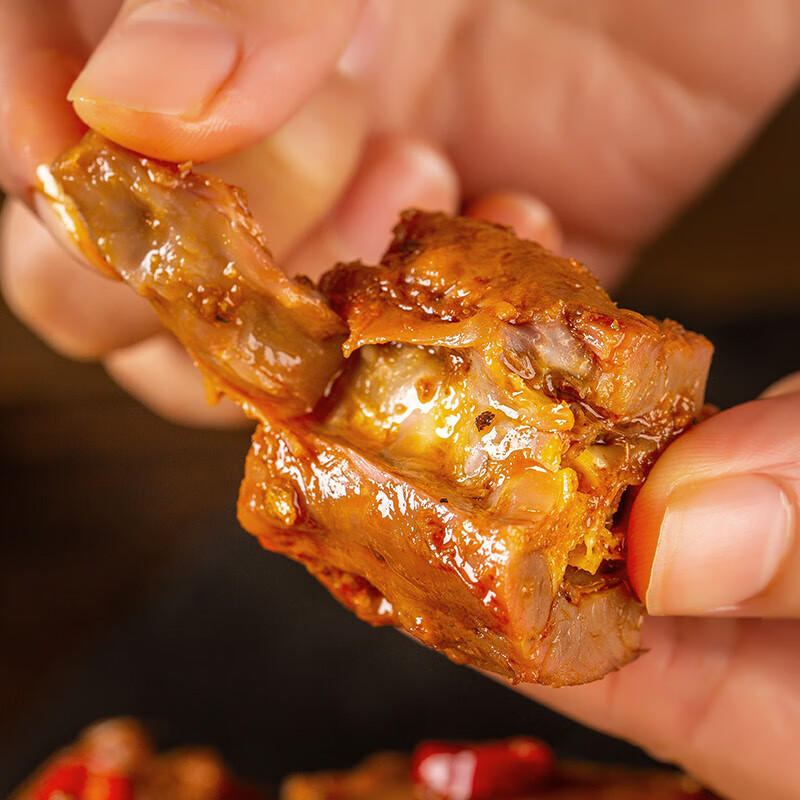里奈零食香辣手撕烤脖20包麻辣鸡脖肉类零食 21kg 【香辣味】20根