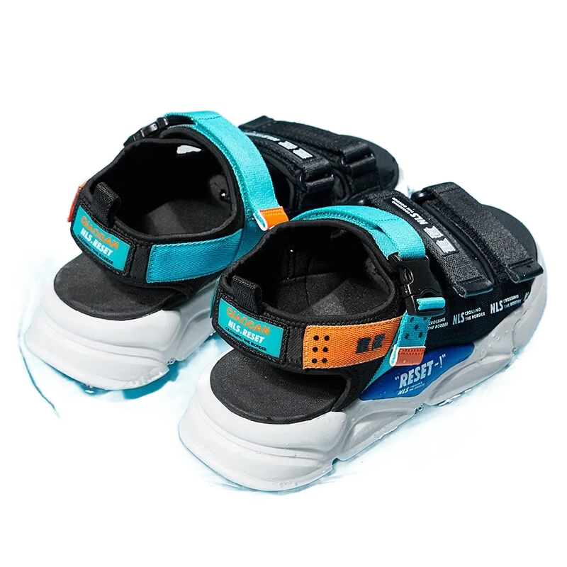 �ǵ���Ь��2026�궬���˶�����Ь�������ħ����ɳ̲��Ь ��ɫ/̫���� ������ϵ�У� 40 99Ԫ