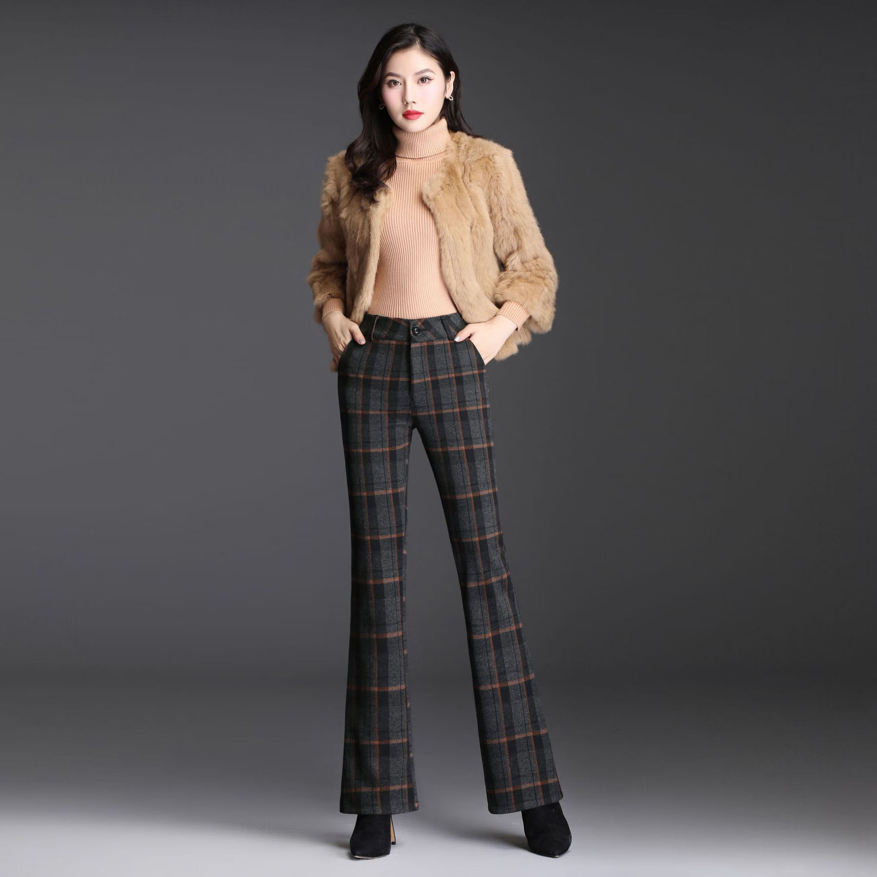 newersiser春季2024新款高档秋冬厚款毛呢格子微喇叭裤女高腰显瘦i码