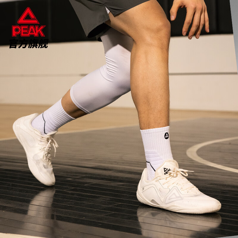 2025年篮球鞋4大品牌盘点，哪款性价比高？这四款实战利器闭眼入-图片3