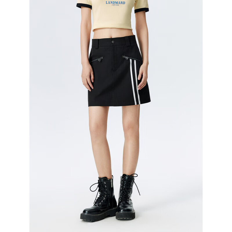 太平鸟女装本命年龙年年春季运动工装风半身裙短裙女士潮流小众a字裙 黑色 S