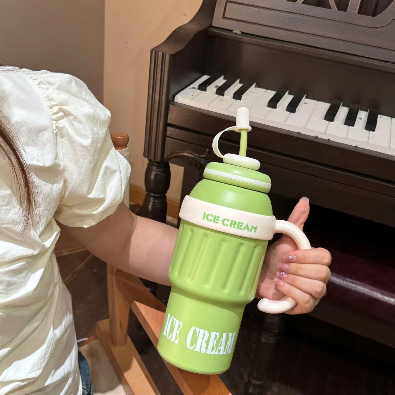 【精选】巨无霸保温杯不锈钢冰霸杯高颜值男女水杯户外便携吸管杯 绿色(1个装) 1000ml