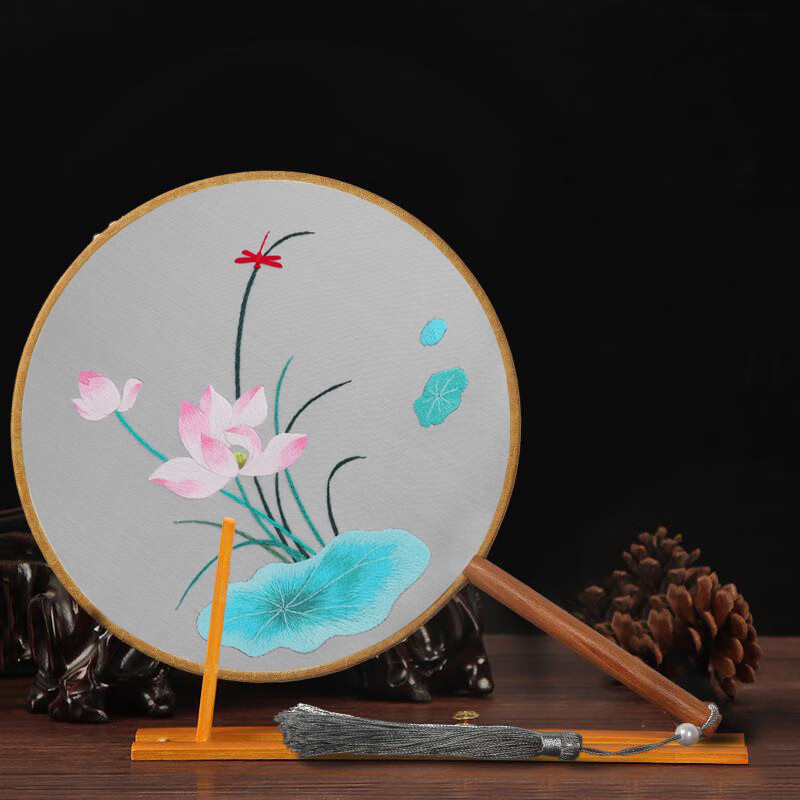 创京懿选花瓣刺绣团扇diy手工苏绣扇子材料包自绣初学绣品 夏池清荷