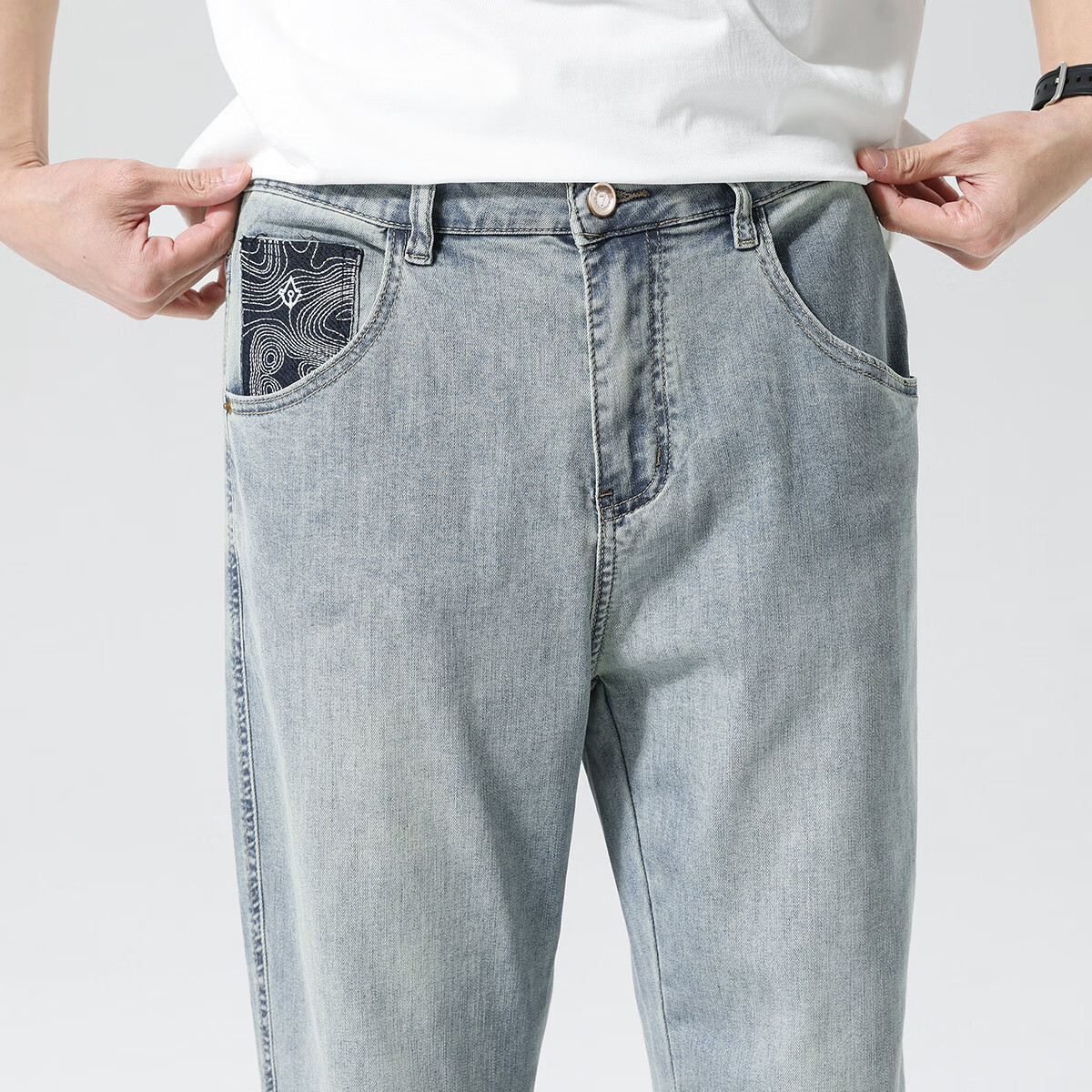 布衣传说 凉感天丝棉 夏季薄款牛仔裤子男士宽松直筒休闲长裤潮牌 浅蓝 31