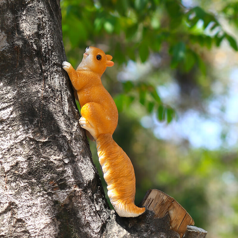装饰创意摆件仿真动物小松鼠花园幼儿园庭院造景户外挂件 松鼠爬树款