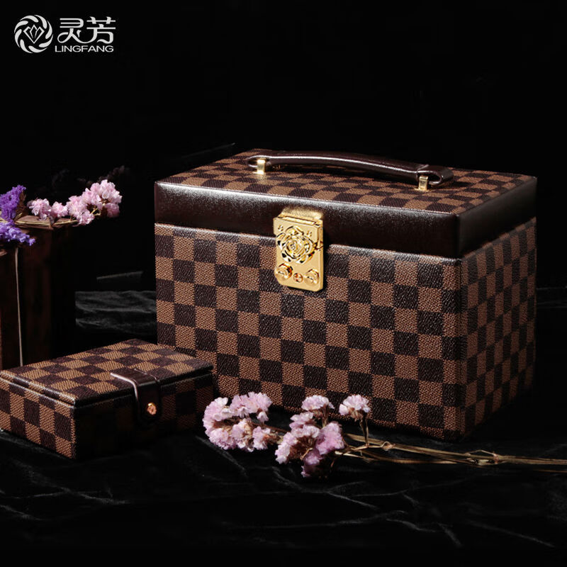 靈芳帶首飾盒手飾品戒指盒表盒復女朋友情人節(jié)結物 方格紋