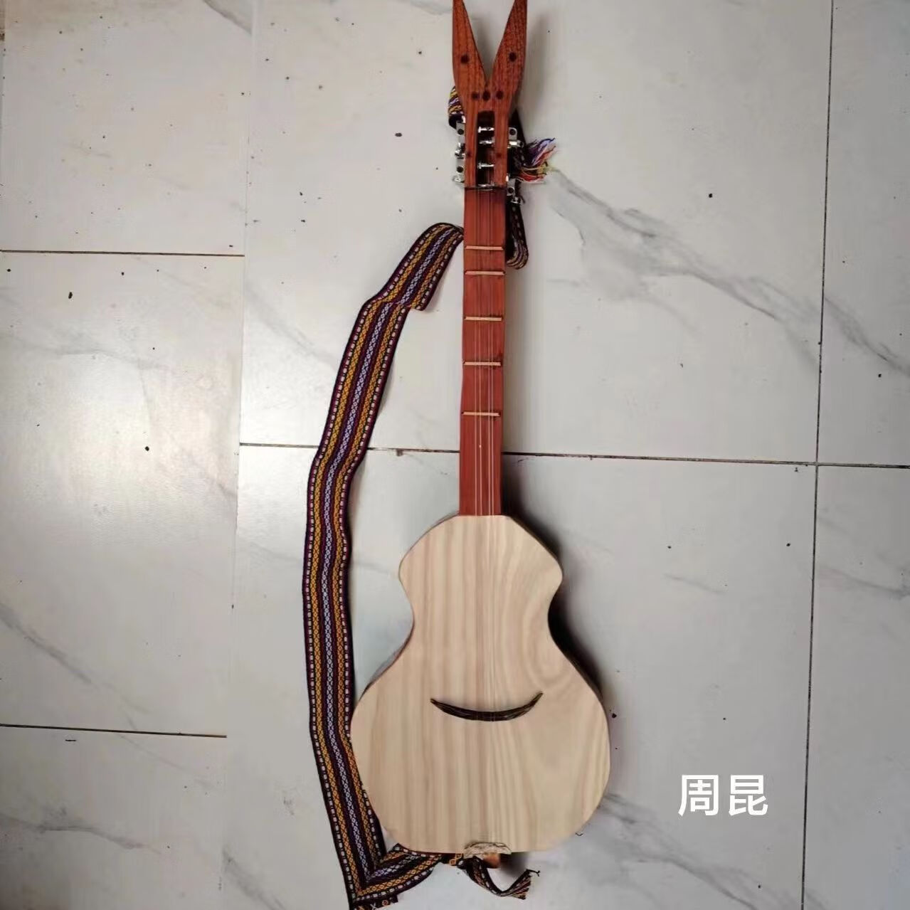 周昆布朗町86公分 三弦云南西双版纳布朗族民间乐器 棕色