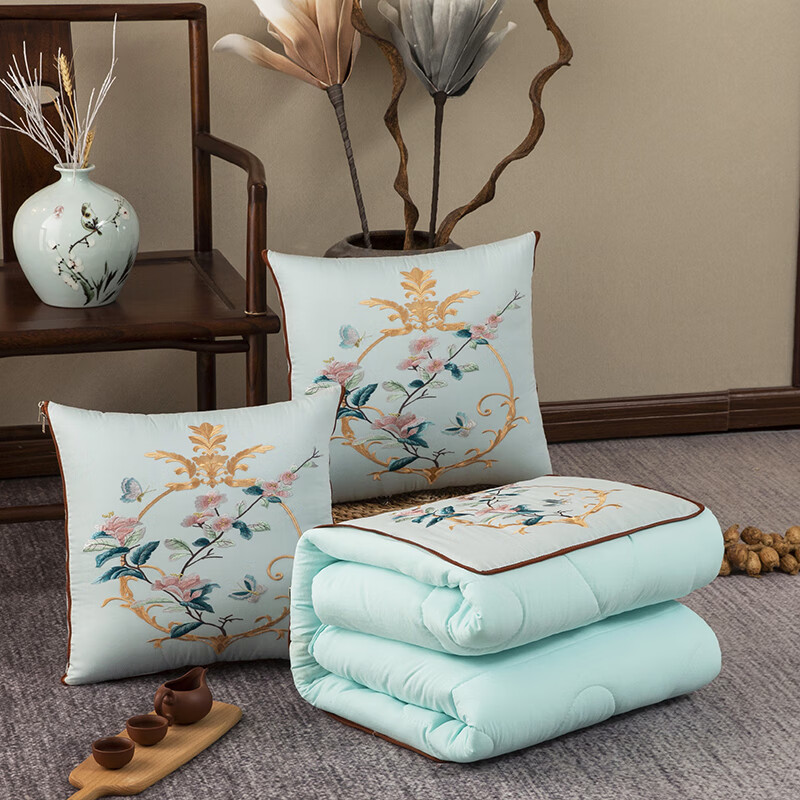 被中国风刺绣两用抱枕被靠垫枕头被午休空调被沙发办公室 镜花缘 叠起