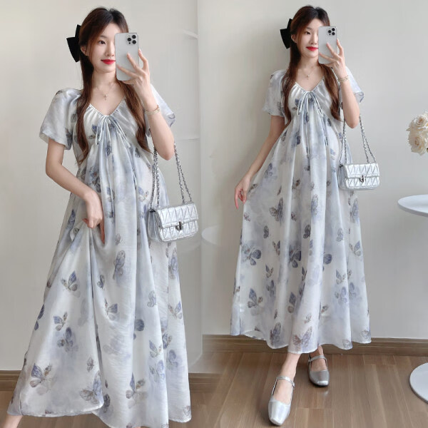 衣百壹（yIBAIyI）孕妇装新品2025夏季连衣裙浪漫休闲V领系带收腰长裙宽松孕妇裙子 蓝色 L115-130斤