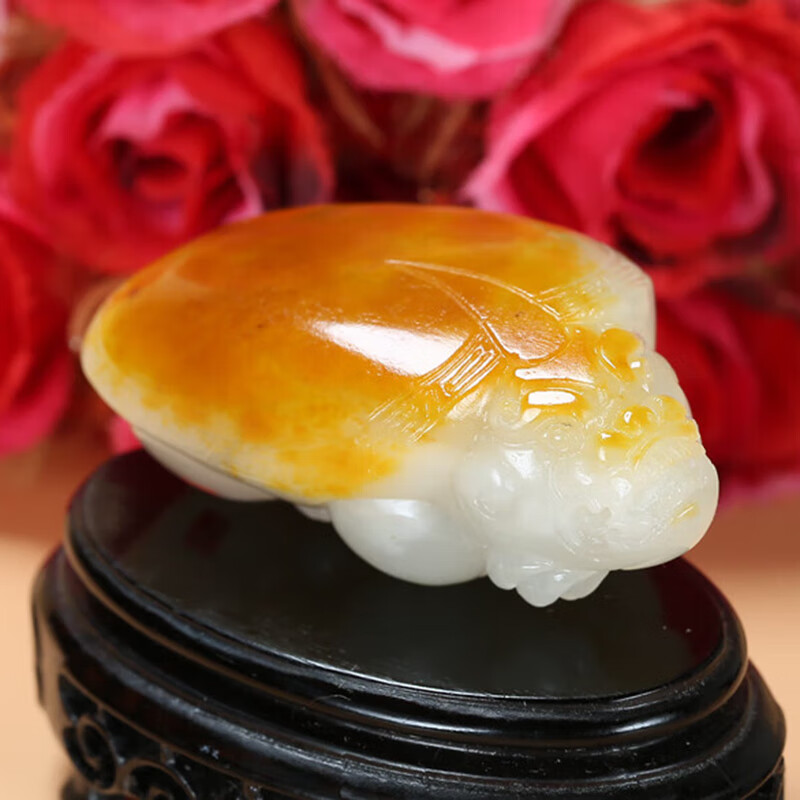 禄缘相苏州玉雕大师万子涵作品 和田玉红油皮龙龟富贵一生手把件102克