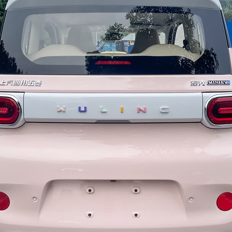 keoghs适配2024款五菱宏光miniev马卡龙第三代车标改装mini三代尾门