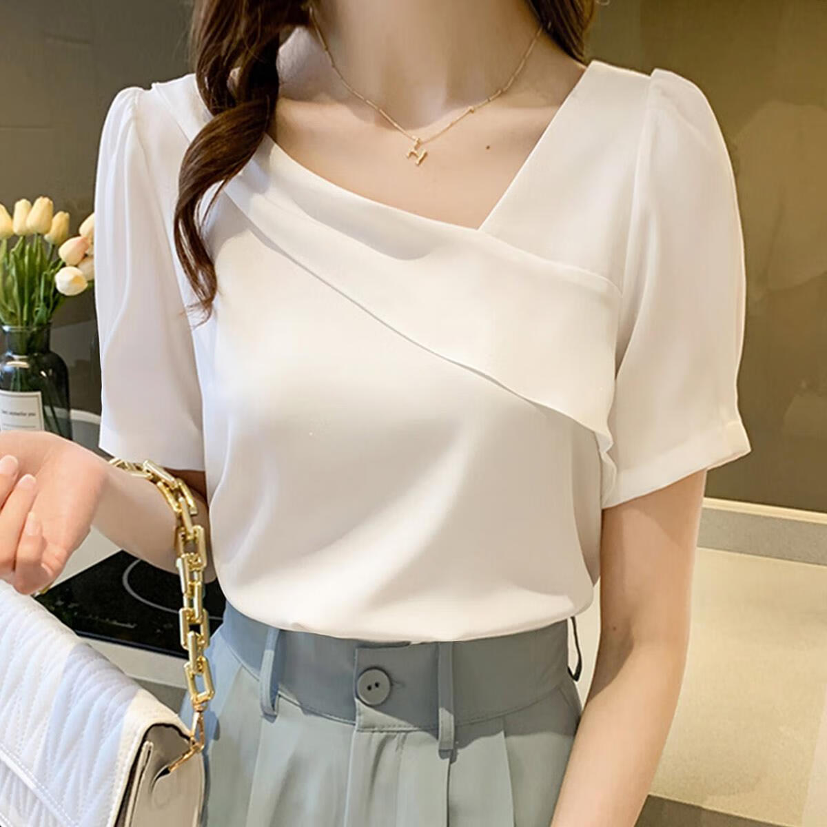 mukosha 慕寇莎夏季薄款冰丝白色短袖雪纺t恤女装2024年新款短款上衣