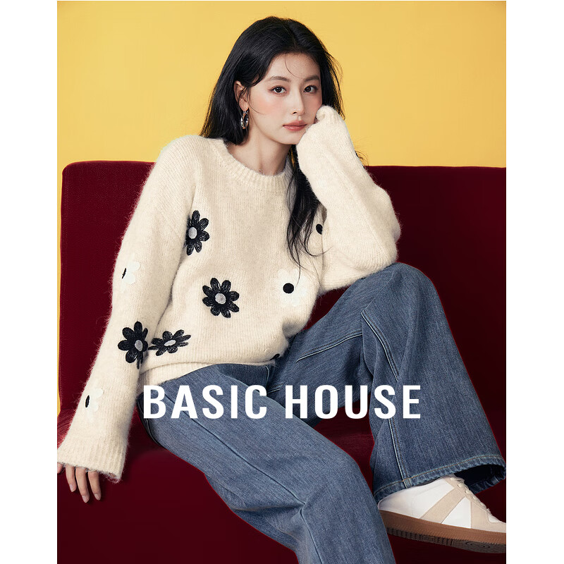 Basic House/百家好花朵刺绣套头毛衣撞色圆领宽松上衣冬季保暖女 米杏 M