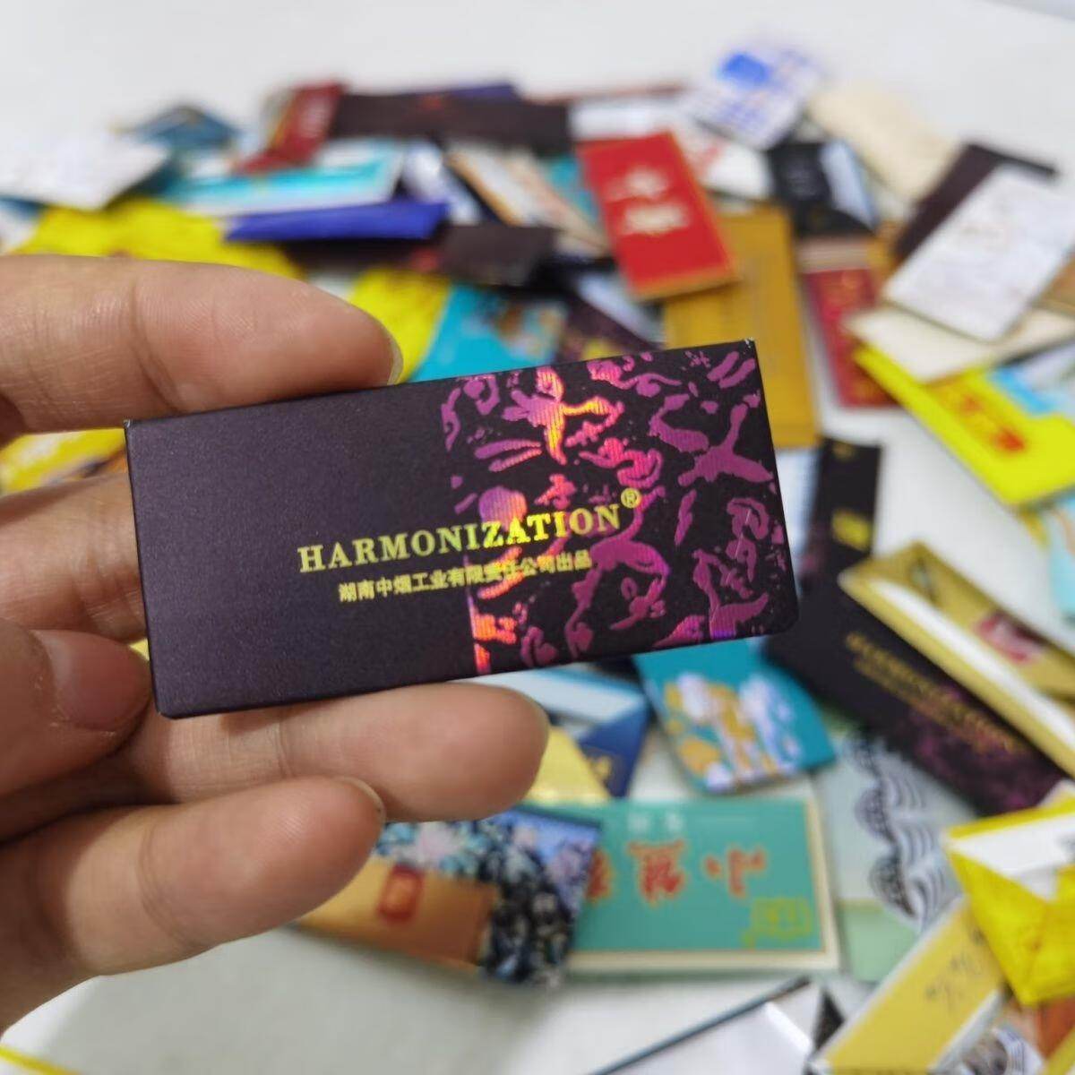 帮大夫高颜值稀有烟卡片呸呸卡轰轰卡抖音儿童手工折叠烟牌长条玩具烟