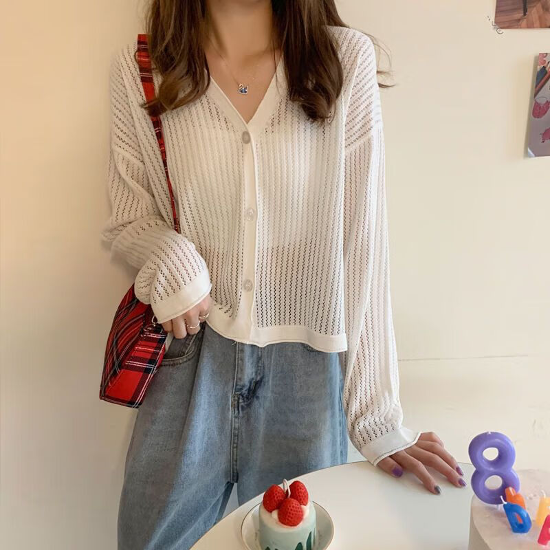 针织开衫女夏季披肩外搭配裙子短款冰丝薄款小外套披肩上衣女 白色