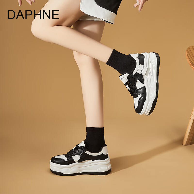 达芙妮厚底保暖加绒小白鞋女2025秋冬新款百搭增高松糕休闲防滑板鞋 白黑色加绒款 【保暖加绒-秋冬百搭】 36