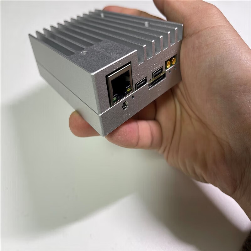 软件无线电 sdr ad936x zynq7020 adi pluto通信openwifi zy