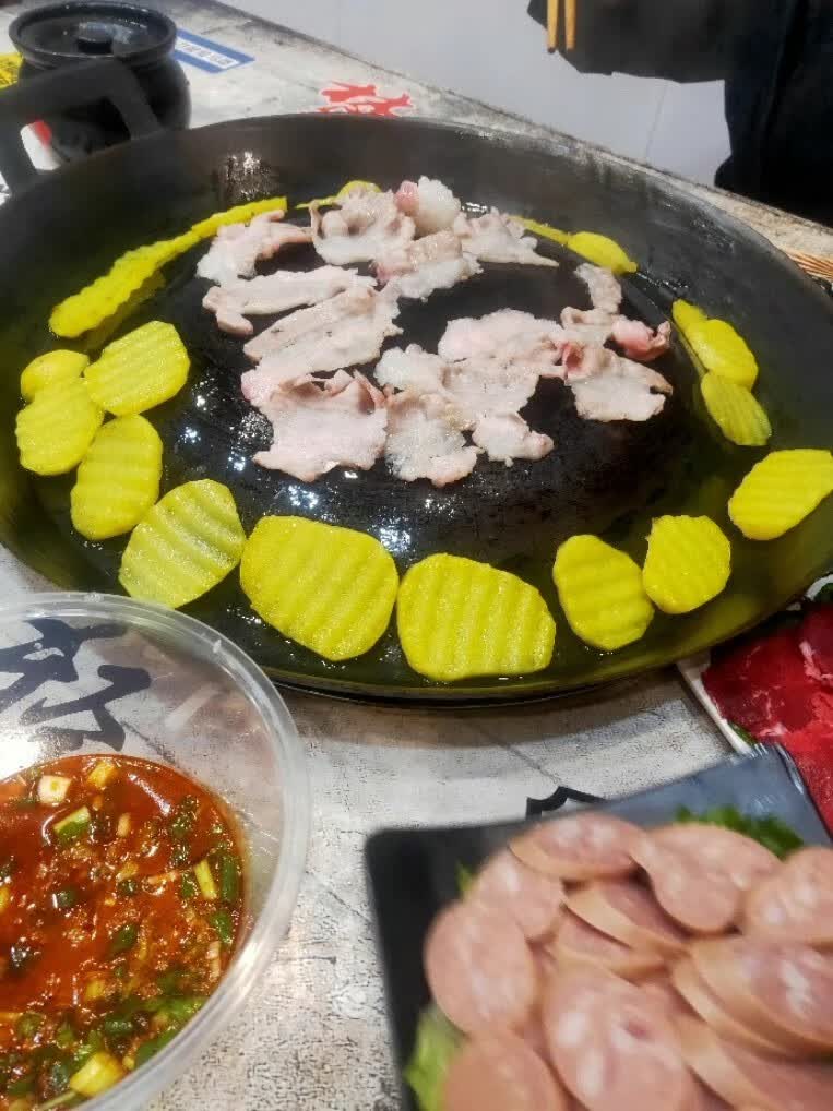 PJ贵州烙锅拱形生铁锅烧烤洋芋不沾生铁平底炸土豆加厚家用商用罗 用商用罗锅