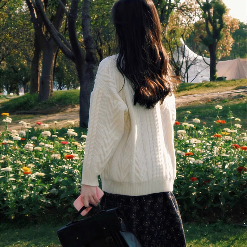 翊尚美毛衣女秋冬新款2025年小个子宽松慵懒风针织衫内搭高级感套头上衣 米白色 【不显臃肿抗起球】 均码 【推荐80-140斤】