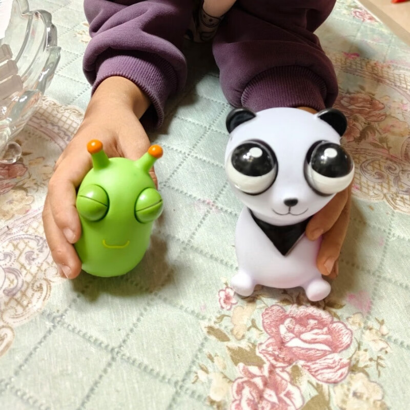 创意搞怪设计爆眼熊猫挤压捏捏乐减压玩 兴致勃勃熊猫1个 可爱浊子1个