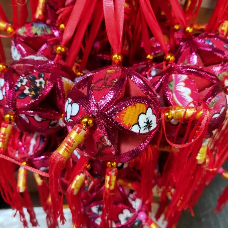 三月三商场装饰批发壮族纯手工绣球少数民族绣球三月三绣球五颜六