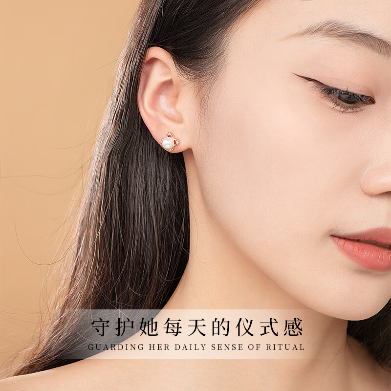 2026年女士耳钉哪个牌子好？这6款设计时尚、佩戴舒适，绝对是你不可错过的选择