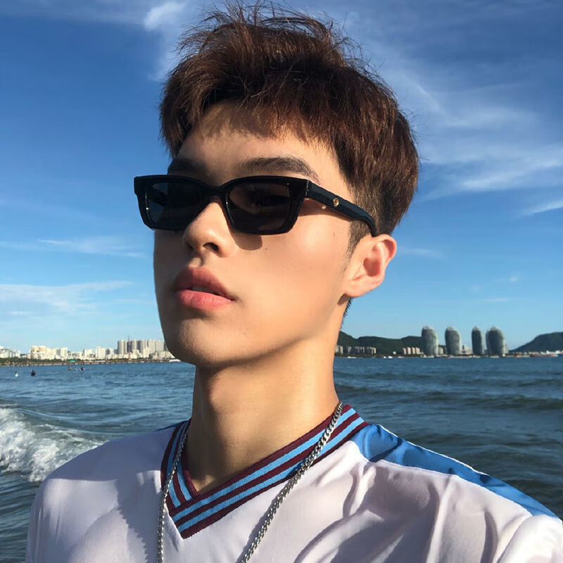 春景夜雪欧美风墨镜男士帅气潮流复古小方框蹦迪嘻哈网红拍照专用 黑