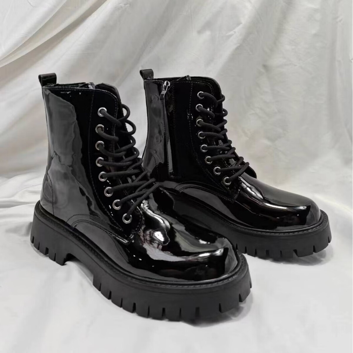 直供马丁靴男英伦风高帮工装鞋漆皮靴男士增高潮流机车男靴亮 六孔 37