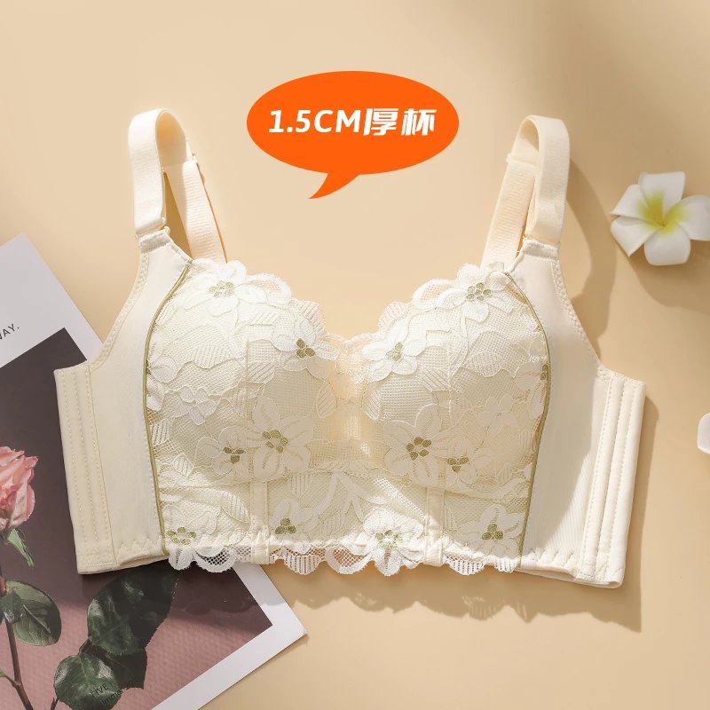 黛安芬(triumph)内衣女小胸聚拢不空杯收副乳防下垂蕾丝罩秋冬薄款大