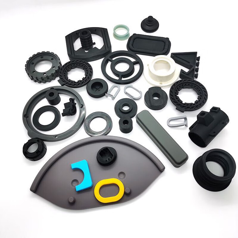 雷火电竞官方lh1153克莱的球衣之旅:布克分享适合改变的厉重性(克莱尔布莱克)