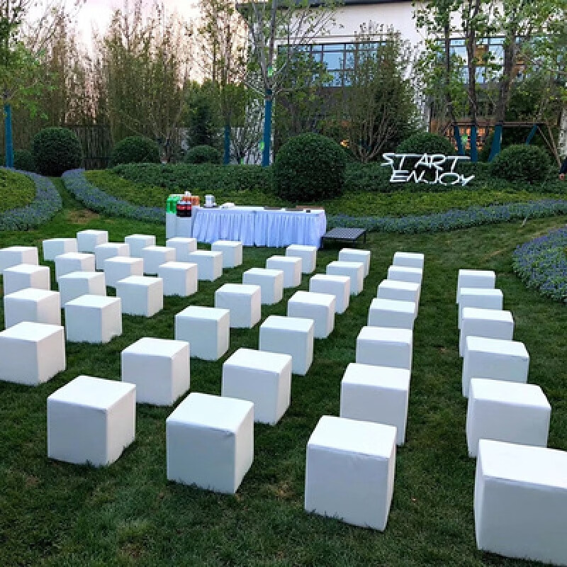 会展户外婚礼吐司凳活动方凳白色黑色面包凳皮凳走秀长条凳车展凳 40*