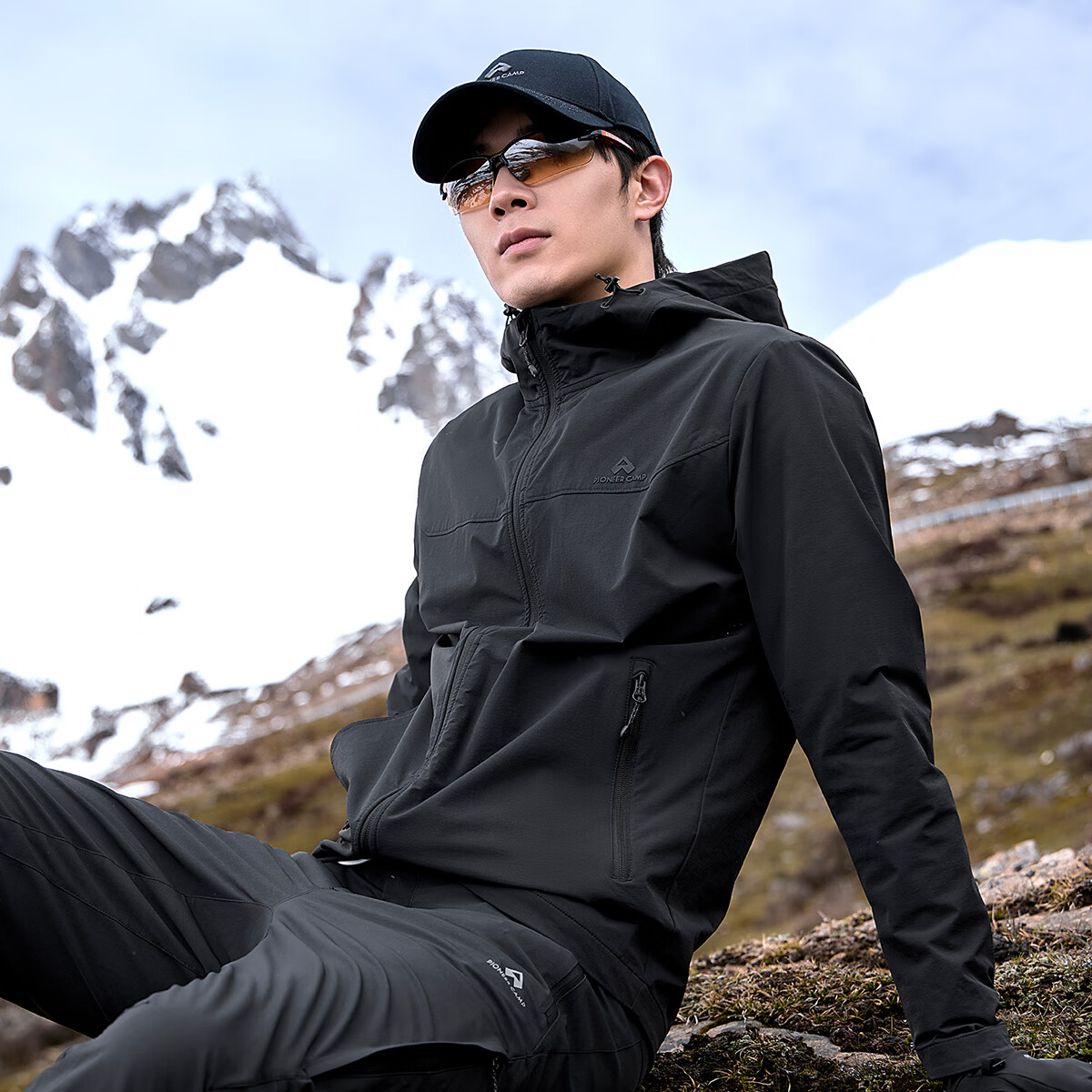 拓路者（Pioneer Camp）海豹软壳衣男秋冬保暖防水防风夹克户外透气登山外套 黑色 XL 